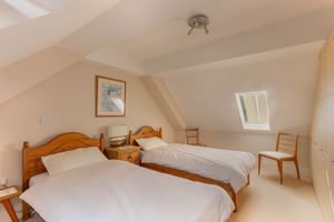 Photo 16- click for photo gallery